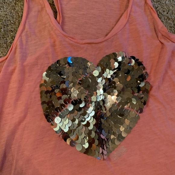 Pink tee - Picture 2 of 4